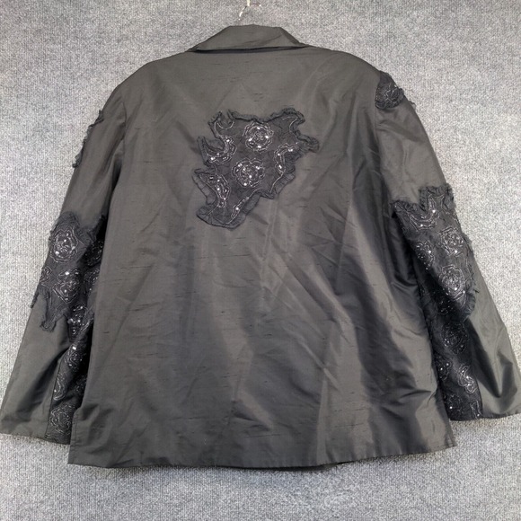 Tunique Women's Button Up Silk Blend Blouse Black Size 1X Floral Accents - Picture 2 of 11